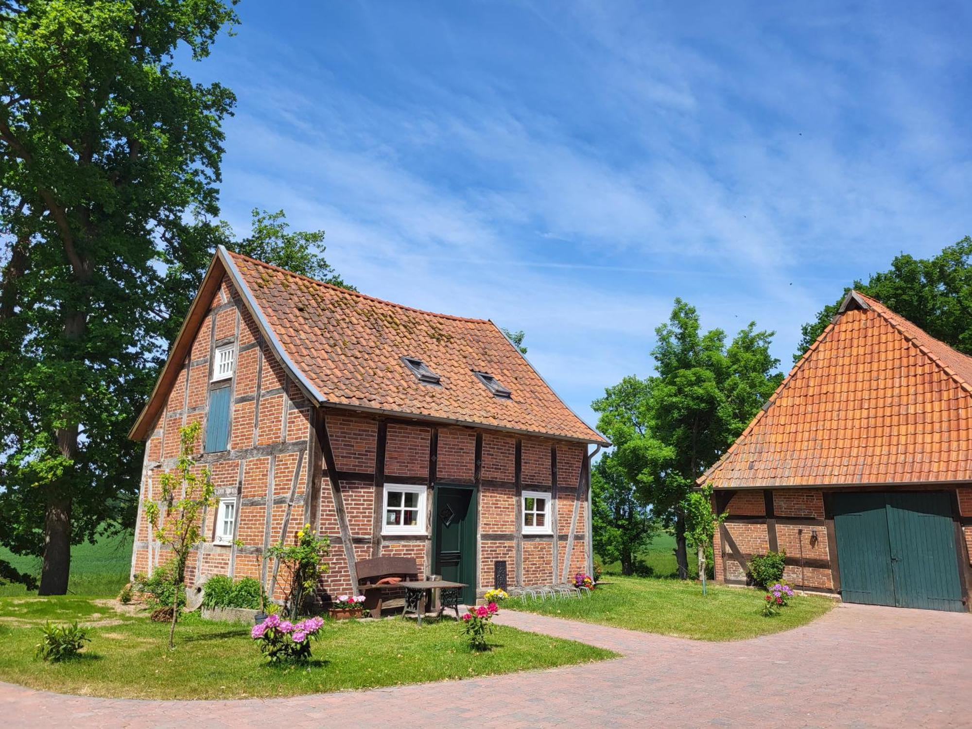 Altes Backhaus Bauernhof Vogel Appartement Rohrsen Buitenkant foto